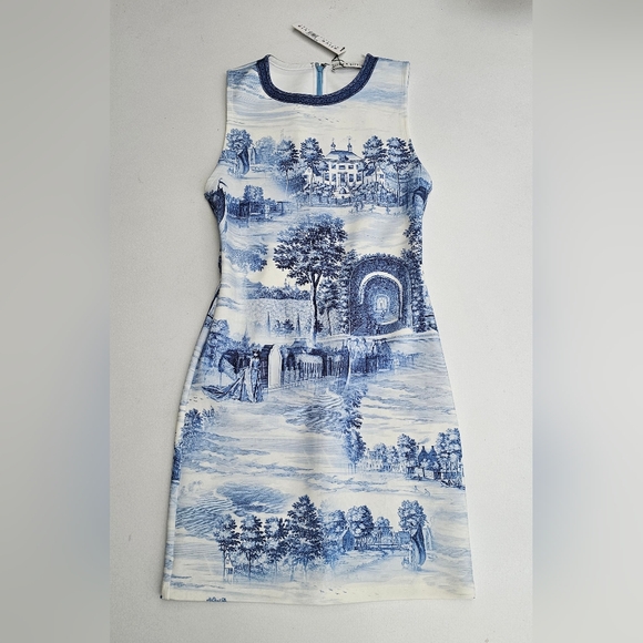 Alice + Olivia Wynell Mini Dress - Picture 3 of 9